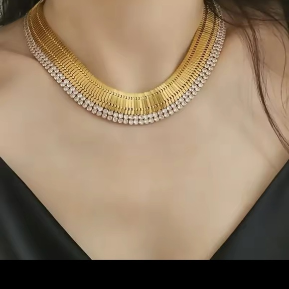 ♦️SALE♦️Luxury Chunky Cubic Zirconia Choker Necklace - Picture 13 of 16